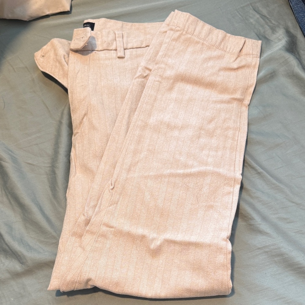 Men’s Banana Republic Light Tan Pants 30x30